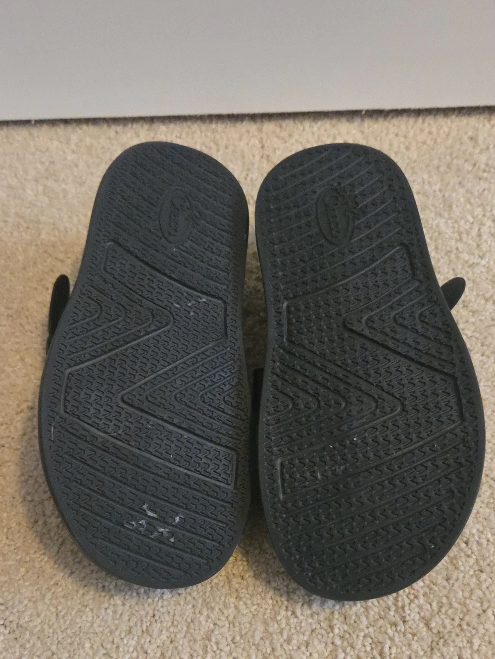 Chaco Townes Womens sandals Shoes in black Womens Size 5 In great Shape.